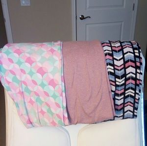 SOLD!! LuLaRoe OS Legging Bundle!